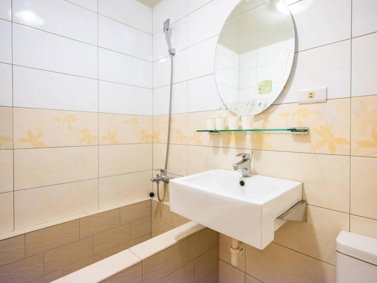 Star Hotel Гаосюн Екстер'єр фото